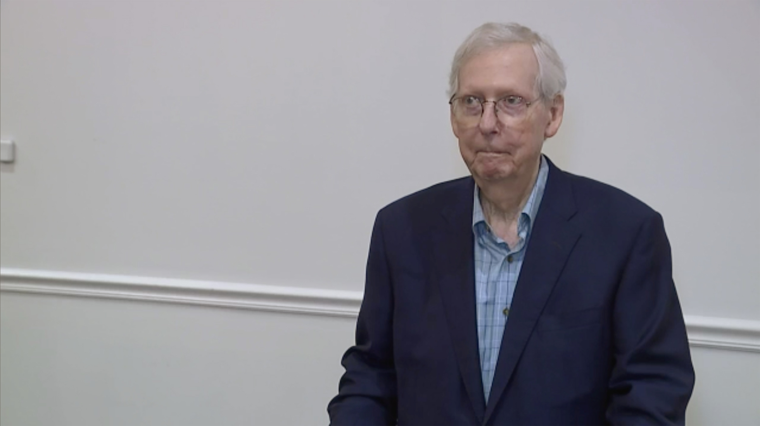 What is Causing Mitch Mcconnel to Freeze